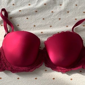 VS Demi bra